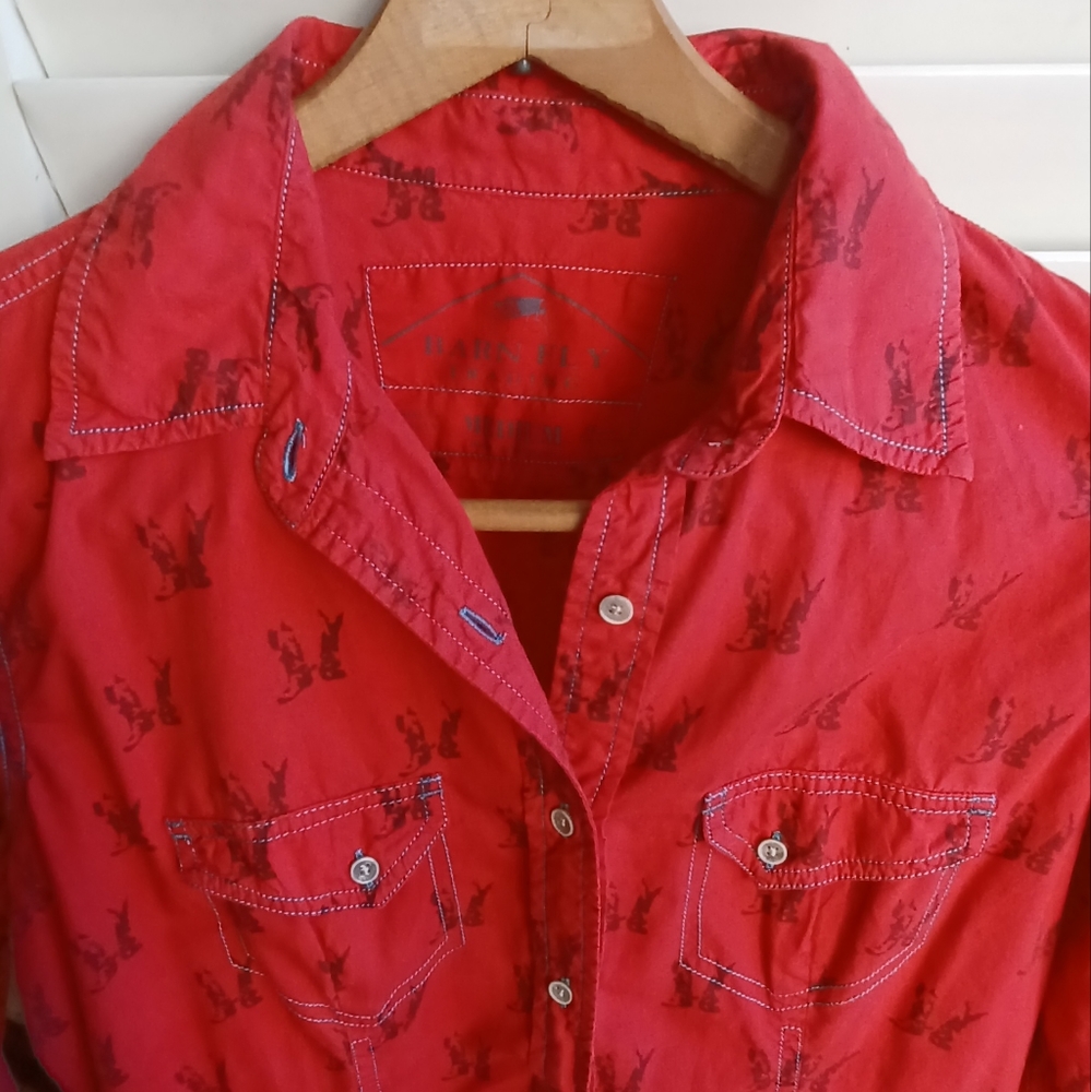 BARN FLY womens button up Equestrian, Cowboy boot print red shirt size M